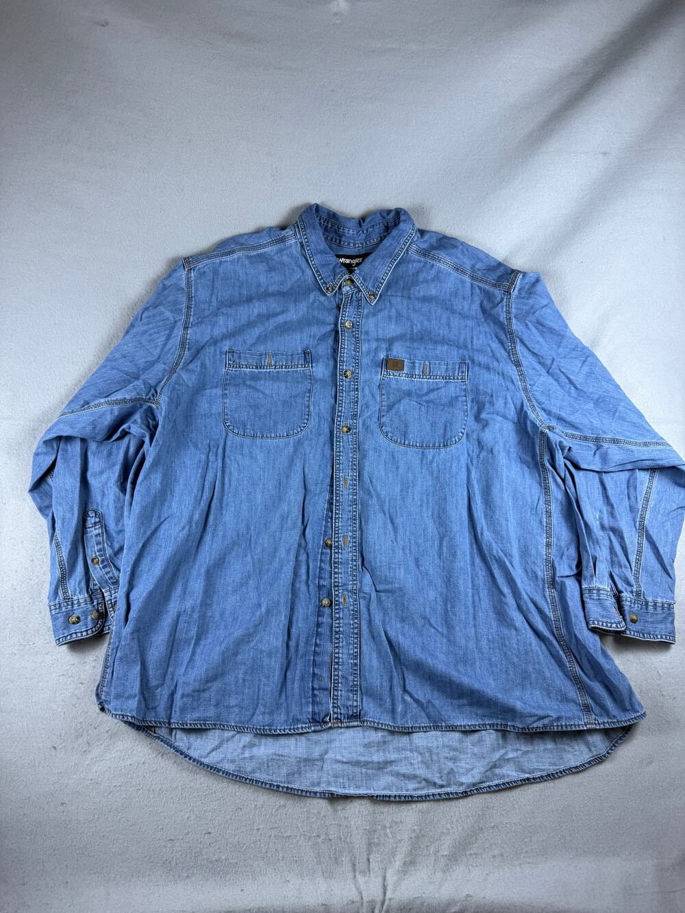 Wrangler Riggs Workwear Shirt Mens XL Blue Long Sleeve Button Up Denim Chambray